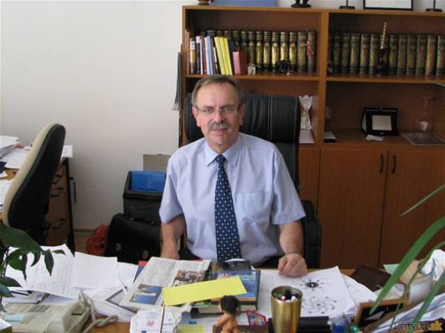 Riaditeľ Gymnázia na ulici Ladislava Sáru a šéf asociácie štátnych gymnázií Pavel Sadloň.
