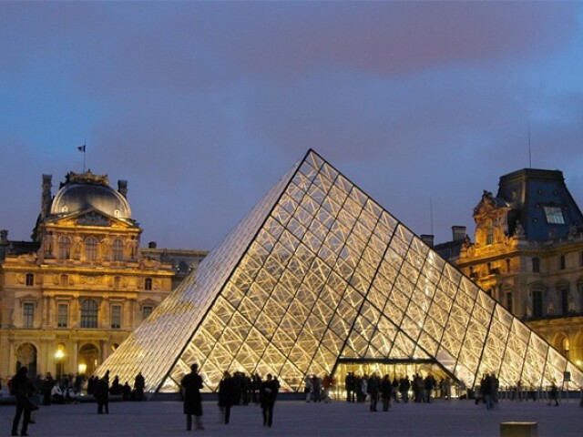 Louvre