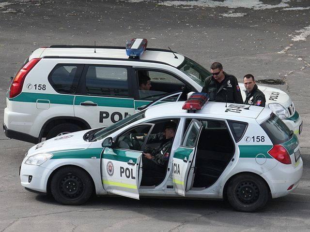 Policajné auto