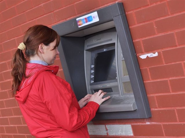 bankomat, karta