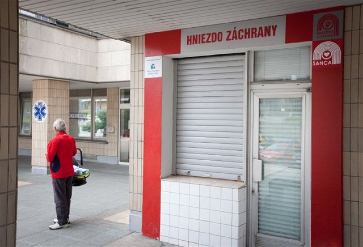 hniezdo záchrany