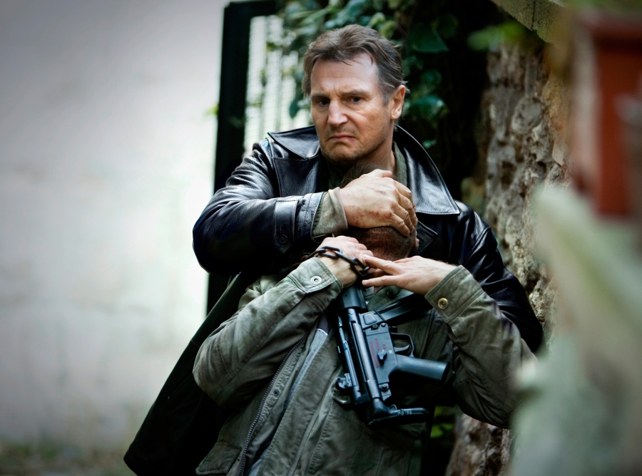 Herec Liam Neeson na zábere z filmu 96 hodín: Odplata.