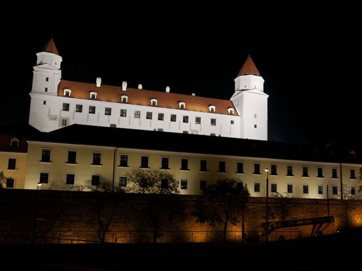 Bratislavský hrad, osvetlenie