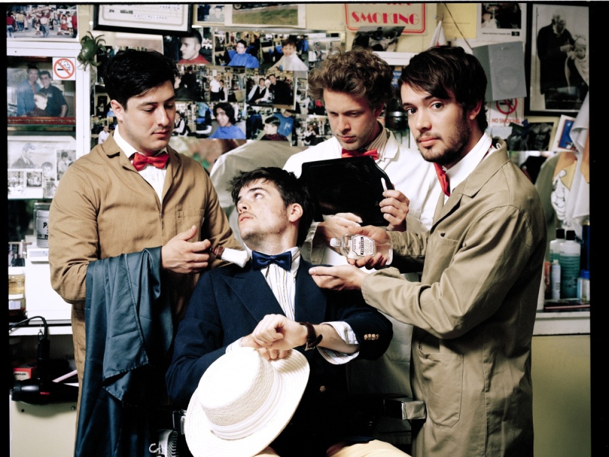 38 mumford prvy 4x Mumford & Sons