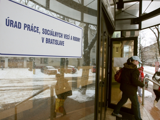 urad prace , vazovova ulica