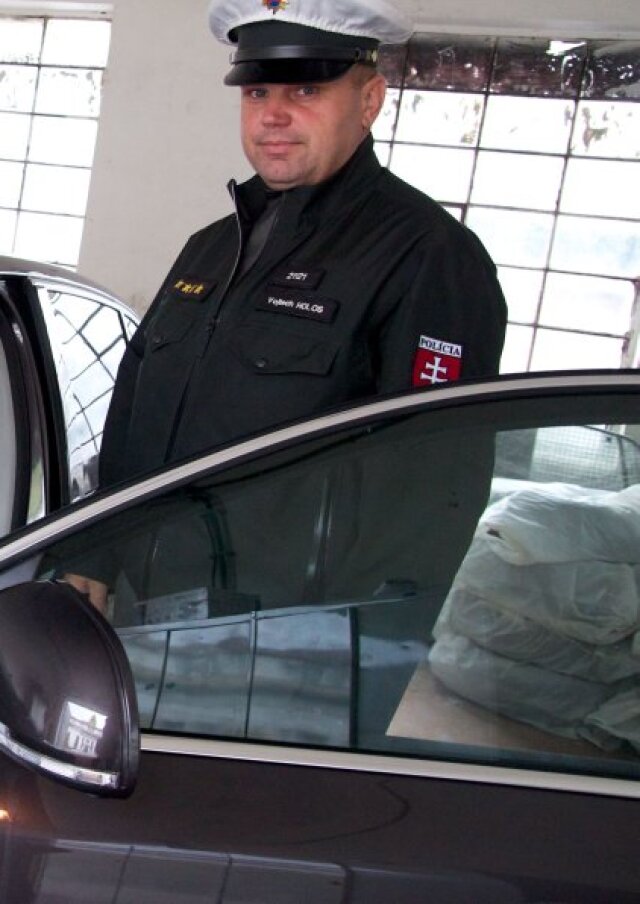 policajt, Jeden deň s...