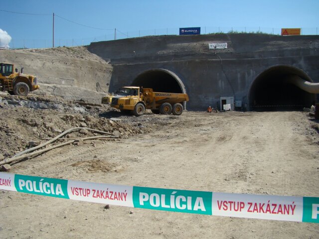 Šibenik, nehota, tunel