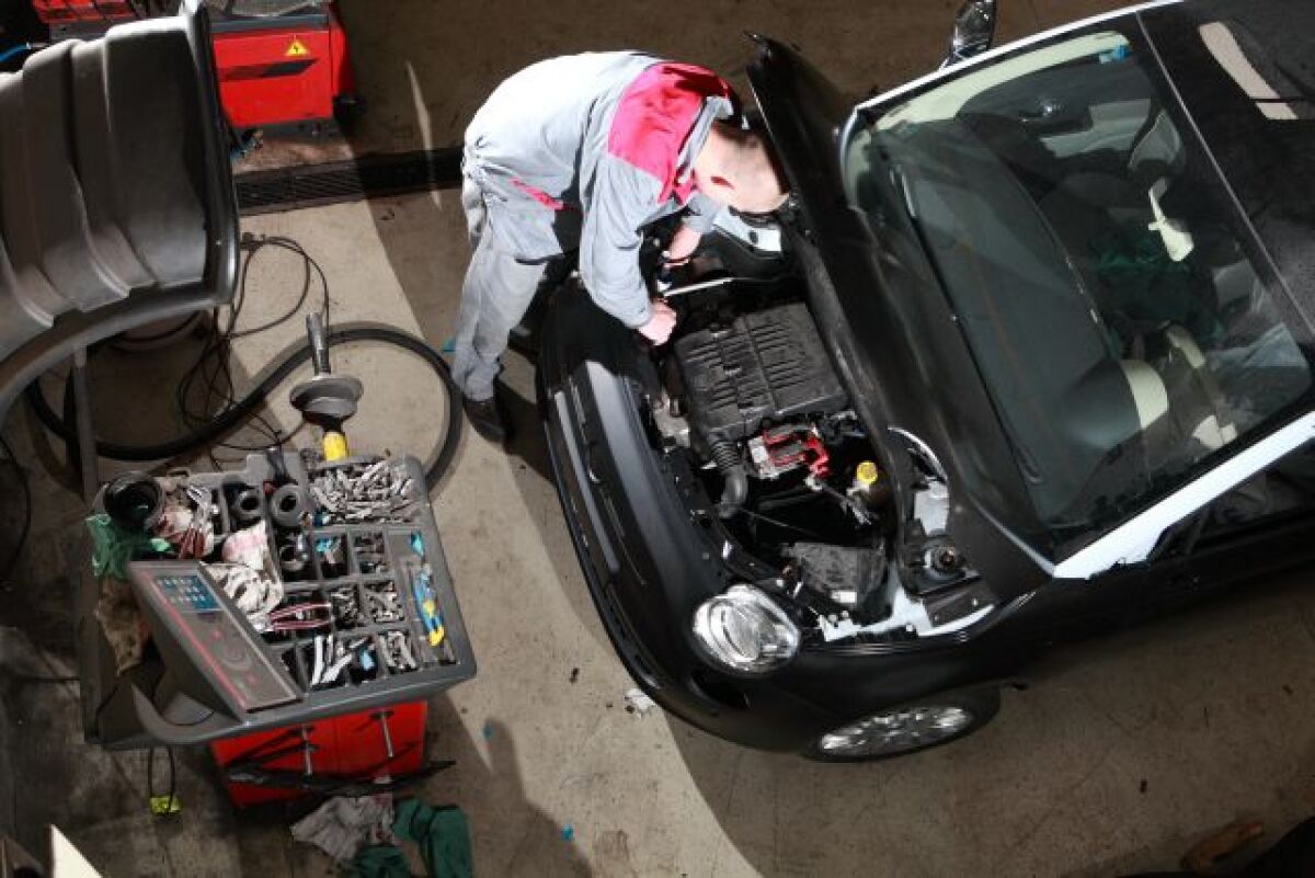 autoservis,servis,automechanik,auto,fiat