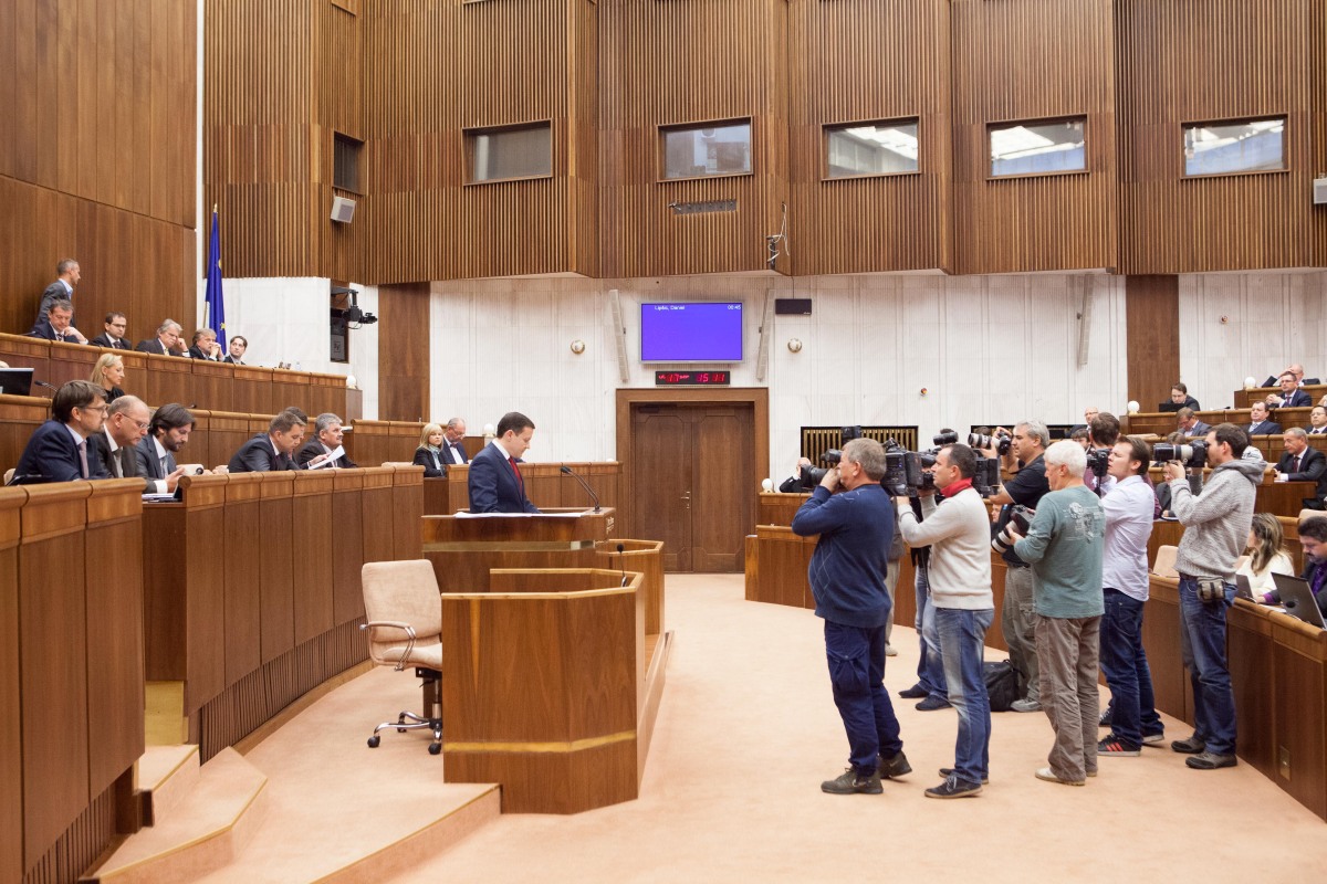 parlament, fico, lipšic