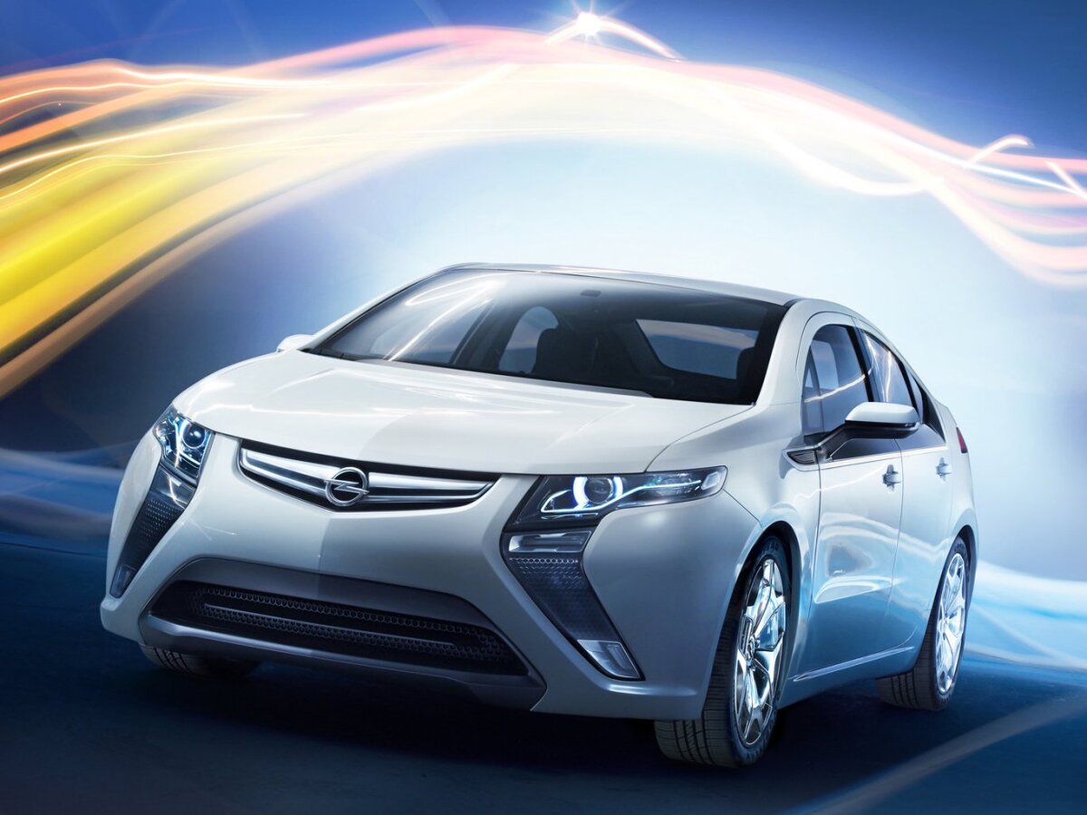 Opel-Ampera 2012