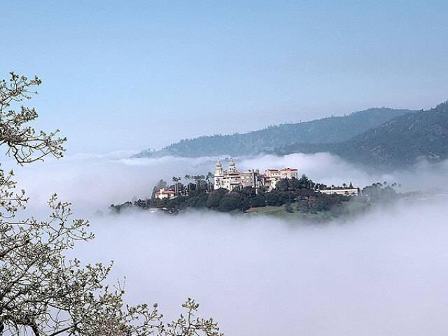 Hearst Castle - ako z Disneyho rozprávky o Popoluške.