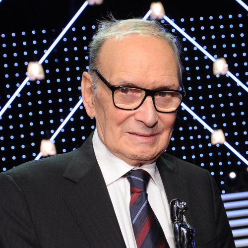 Skladateľa Ennio Morriconea z Talianska ocenili za hudbu k filmu Najvyššia ponuka.