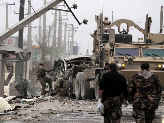 Afghanistan, samovražedný útok, Taliban
