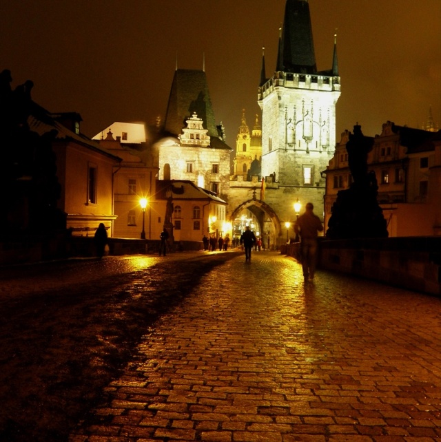 Historické centrum Prahy je očarujúce.