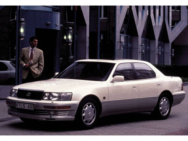 Lexus LS 400