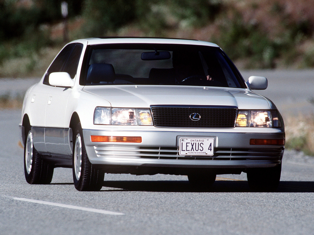 Lexus LS 400