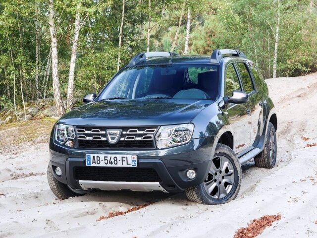 Druhým najúspešnejším modelom je SUV Duster. Pod značkou Dacia sa ho vlani predalo 115 405 kusov. No s logom Renaultu až 261 267 exemplárov. Vo Francúzsku je jasnou jednotkou triedy SUV.