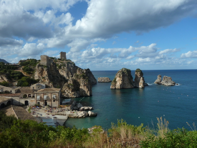 zaliv scopello a faraglioni