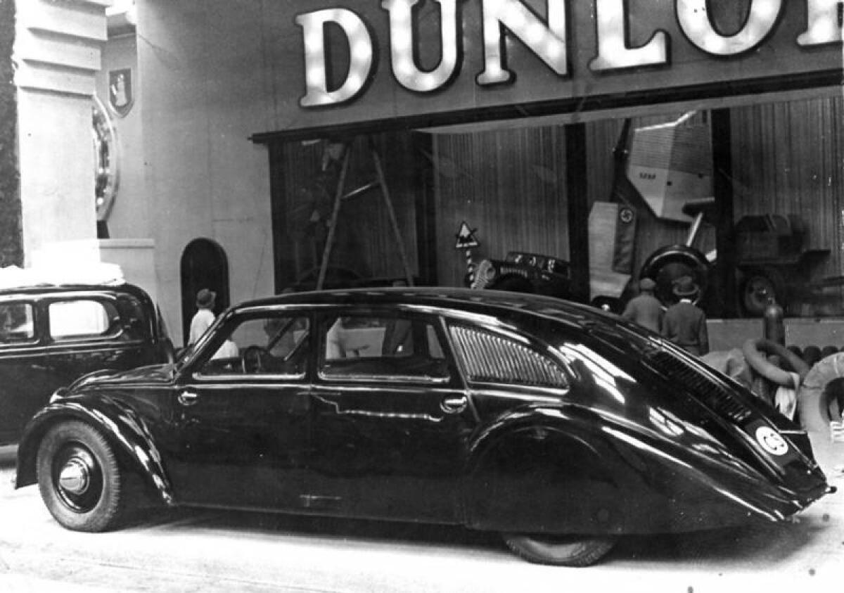 Tatra 77