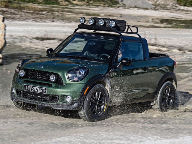 Mini Paceman Adventure vzniklo zo sériového Mini Paceman Cooper S. Odvezie už len dvojčlennú posádku, no o to viac nákladu.