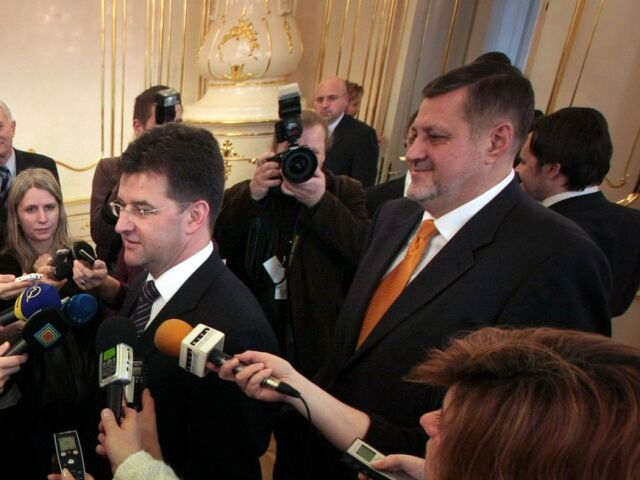 Kubiš, Lajčák