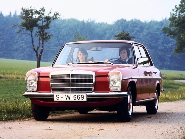 Mercedes-Benz 240 D