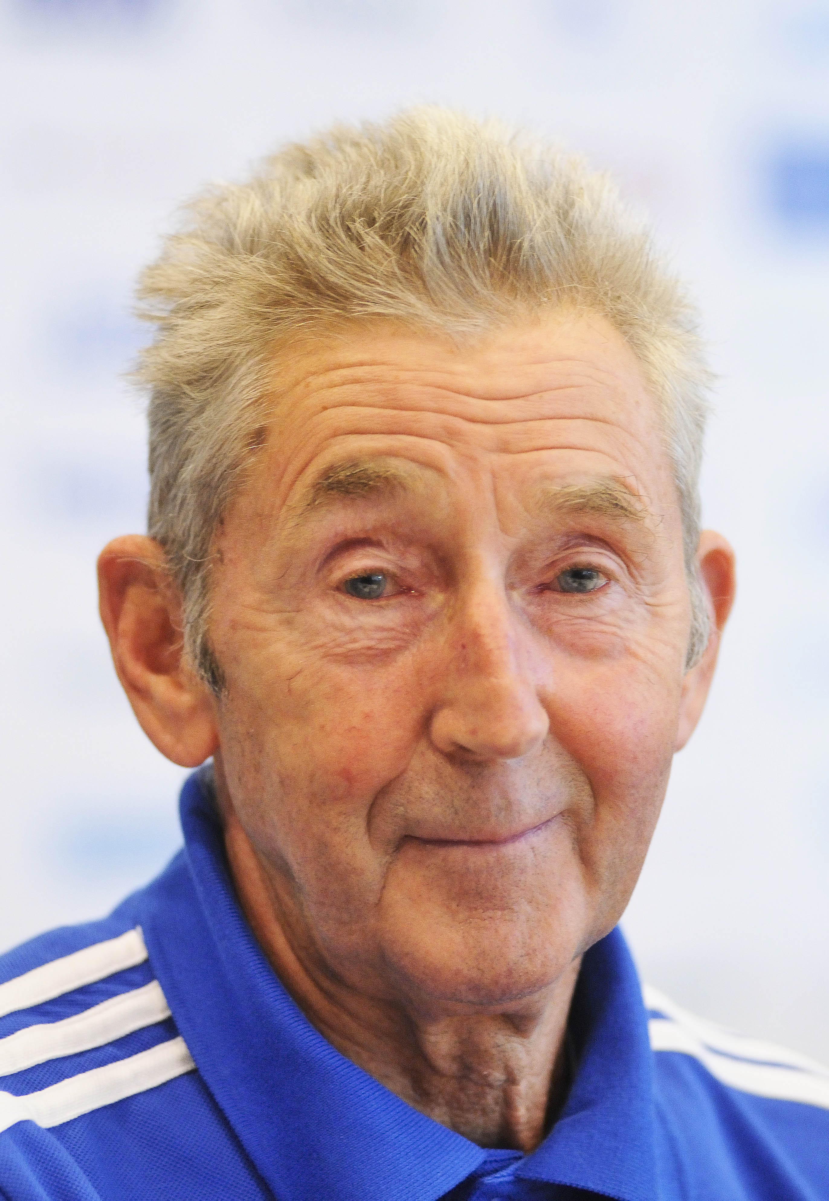 Bývalý špičkový maratónec Ron Hill na záverečnej tlačovej konferencii pred štartom jubilejného 90. ročníka Medzinárodného maratónu mieru (MMM) v Košiciach.