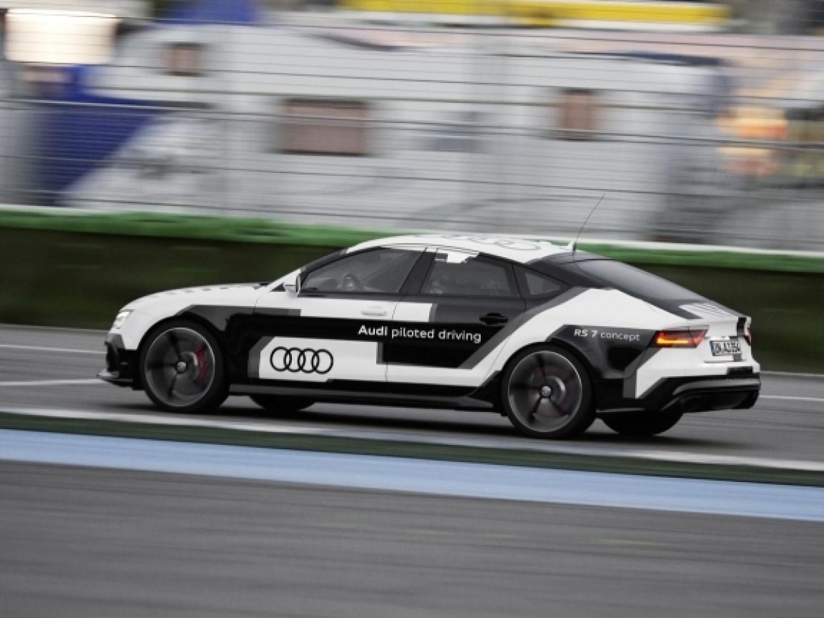 Audi RS7 - autonómna jazda