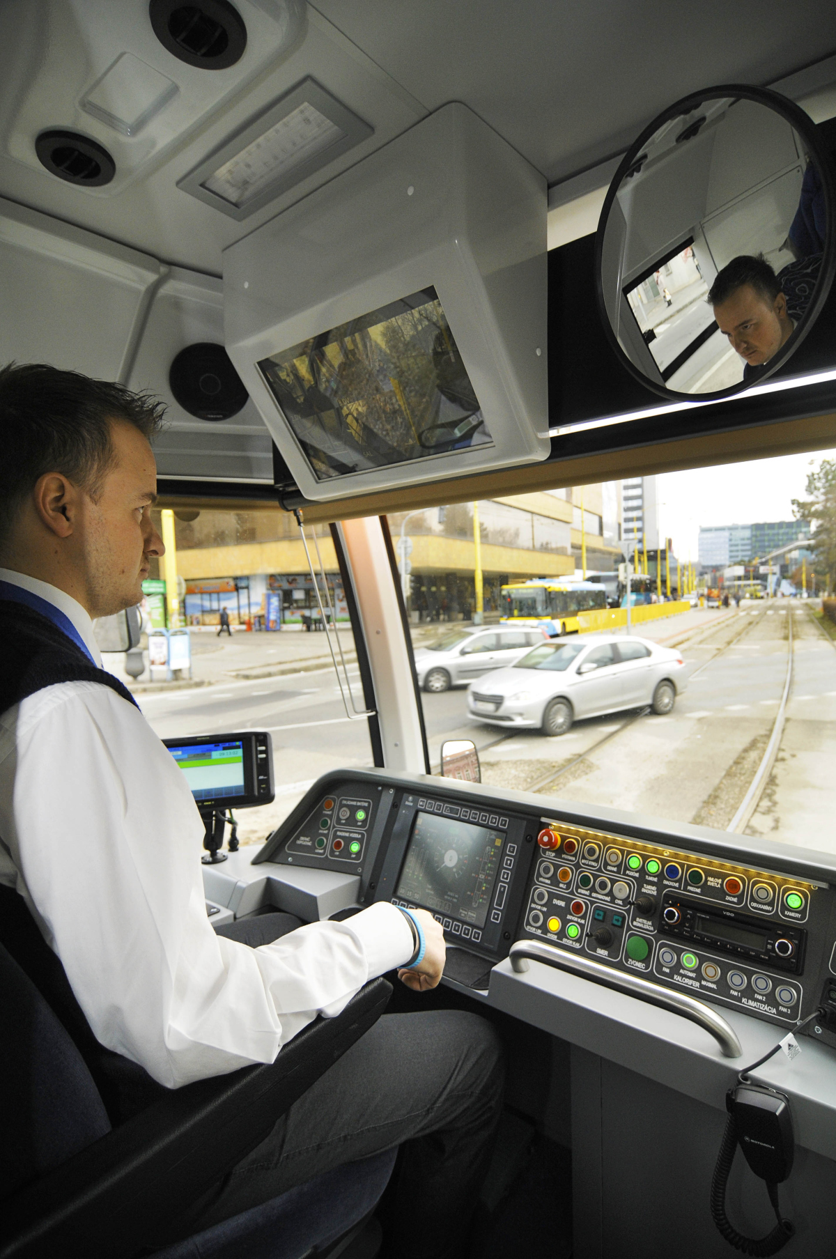 Košice, električka Vario, MHD,