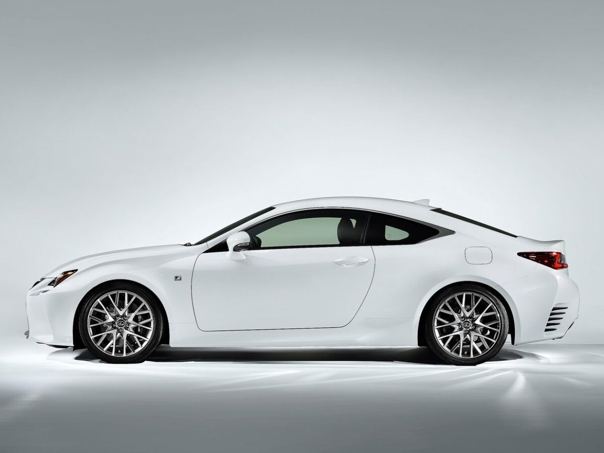 Lexus-RC F