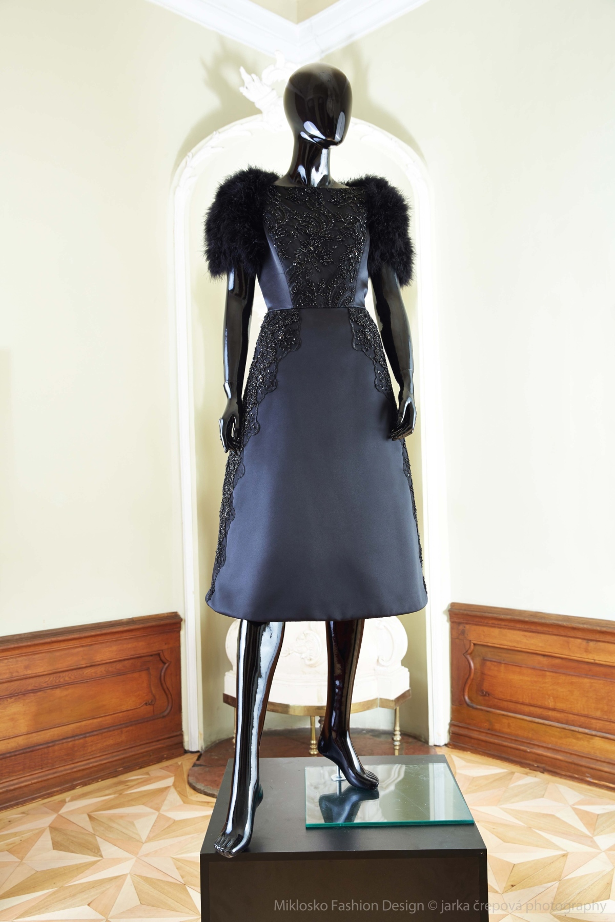 Miklosko Fashion Design. 
