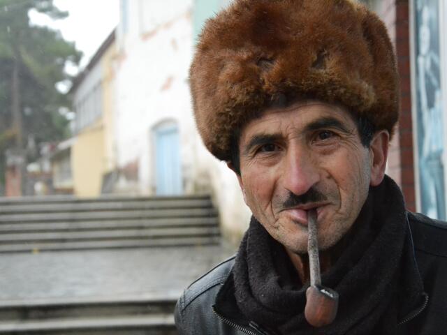 Azerbajdžan, muž, fajka
