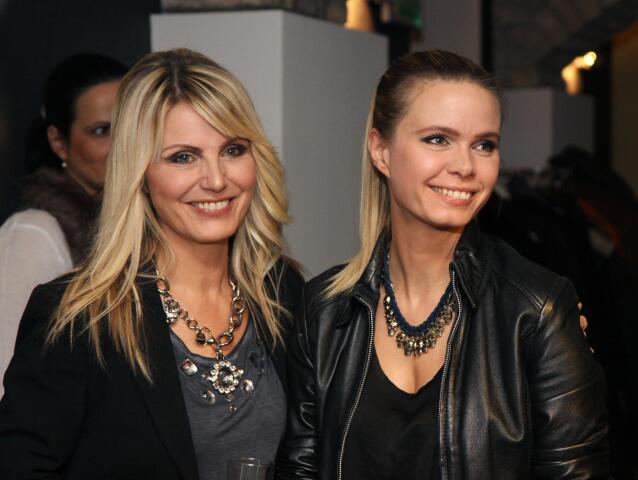 Emma Tekeylová, matka, dcéra, podoba