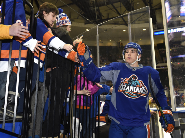 Panthers Islanders Hockey