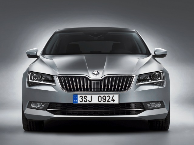 Škoda Superb - 2015