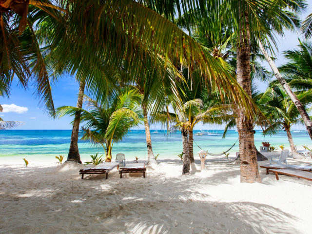 White Beach, Boracay, Filipíny.