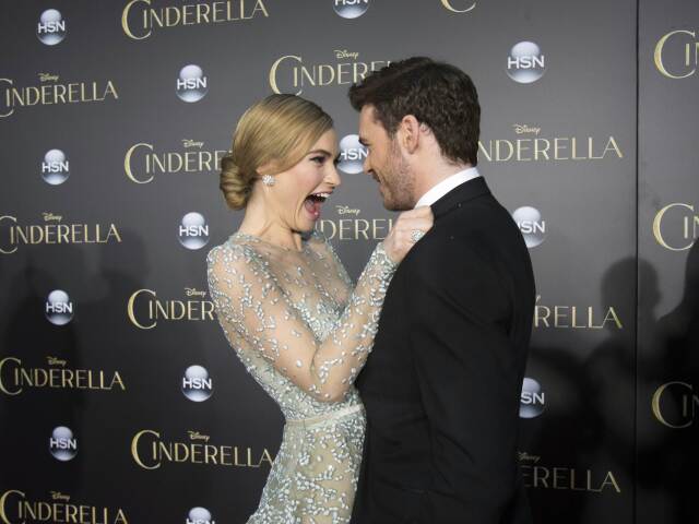Lily James a Richard Madden