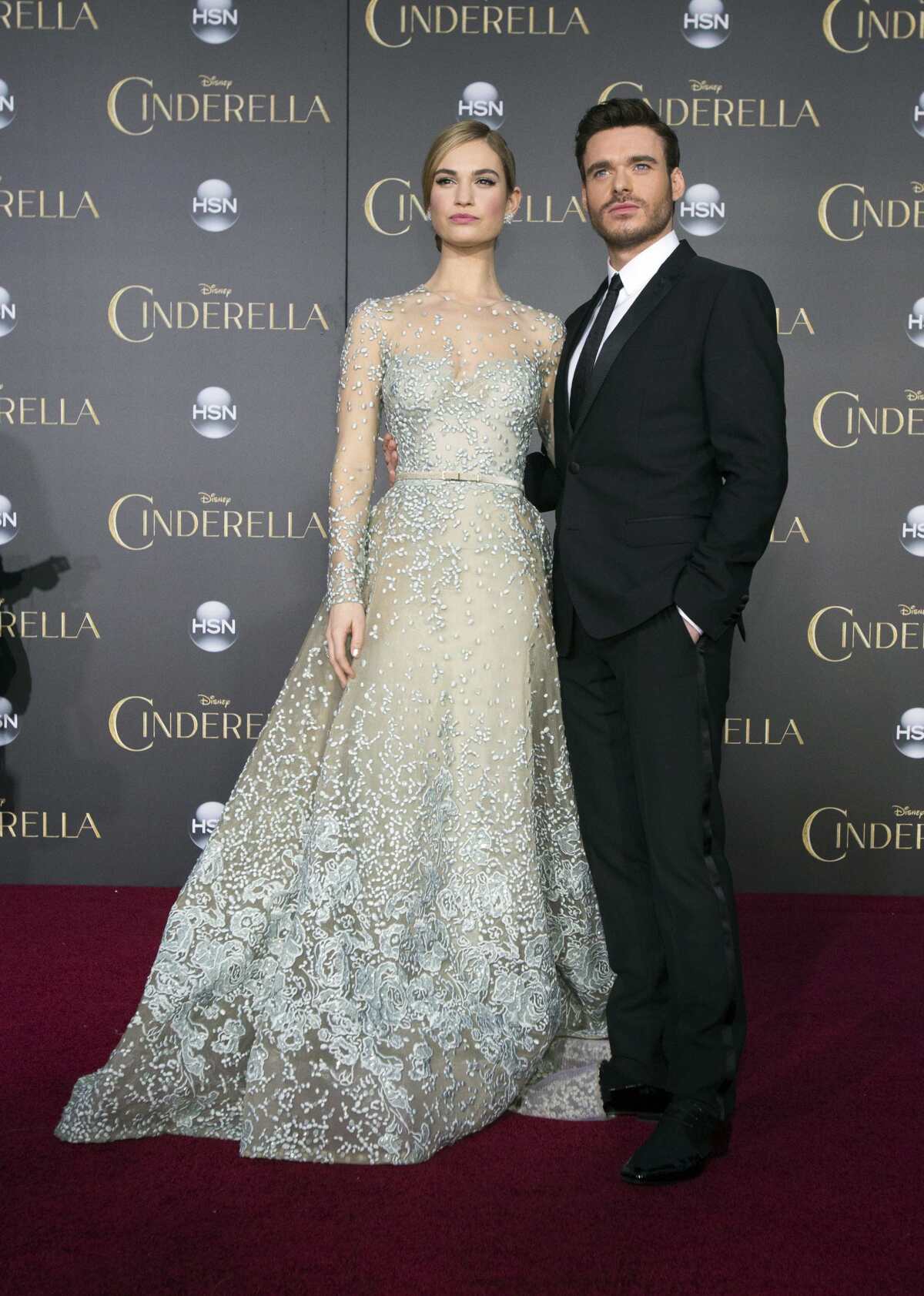 Lily James a Richard Madden