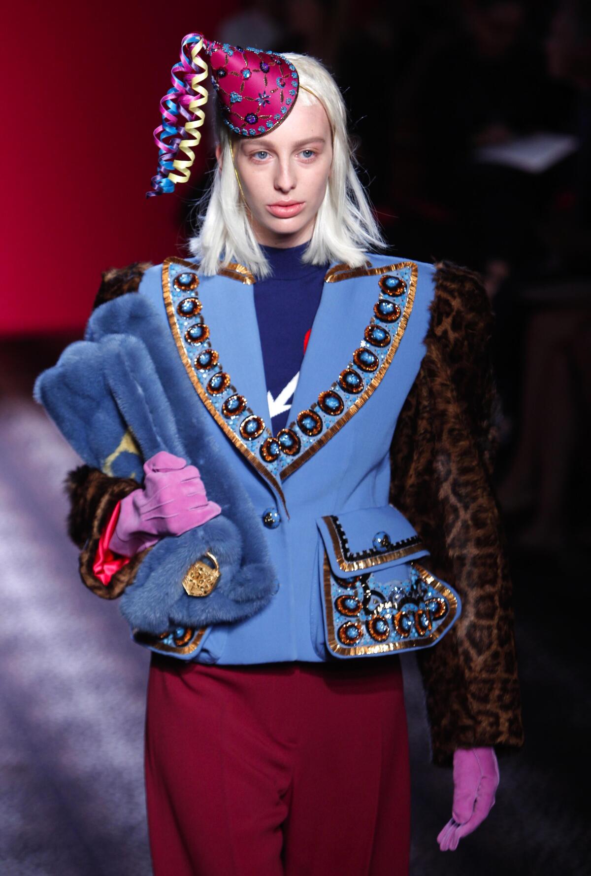 Paris Fashion Schiaparelli, Juraj Straka