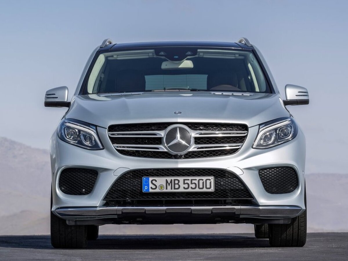 Mercedes-Benz GLE - 2016