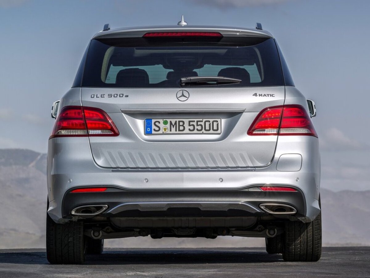 Mercedes-Benz GLE - 2016
