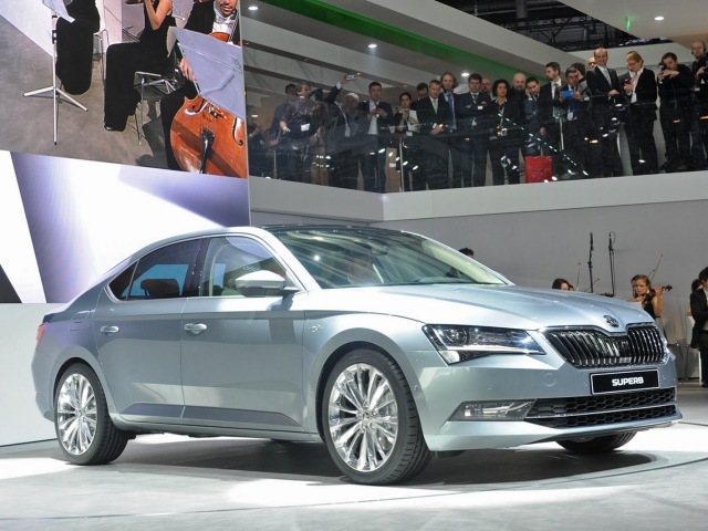 Nový Superb absolvoval slovenskú premiéru len včera na autosalóne v Bratislave. Vidieť ho tu môžete do 19. apríla.