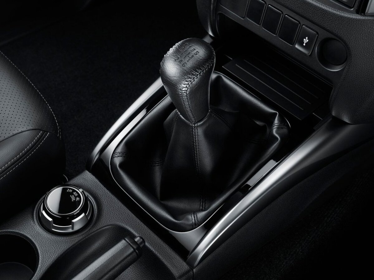 Mitsubisho L200 - 2016
