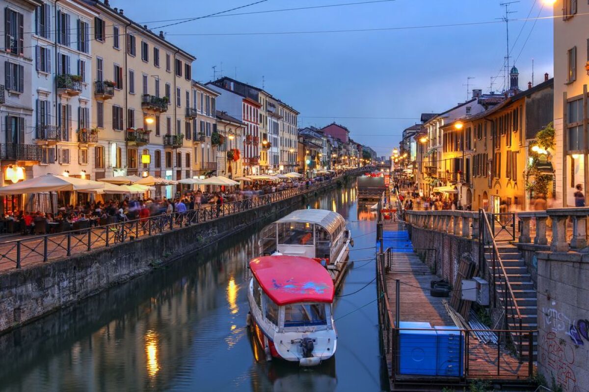 Naviglio Grande, Miláno, Taliansko