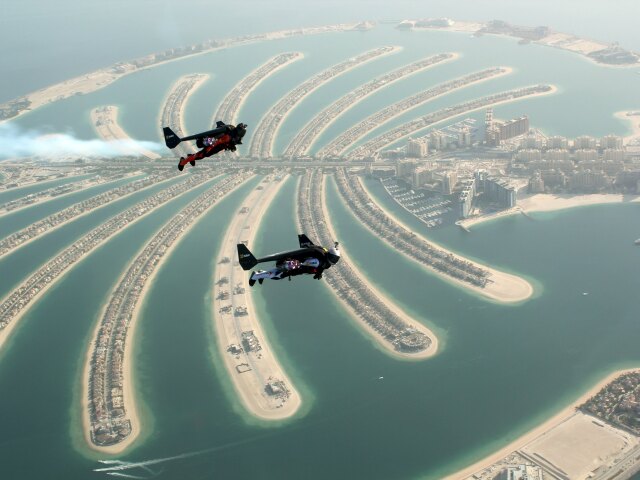 Jetman, Rossy, Reffett, Dubaj