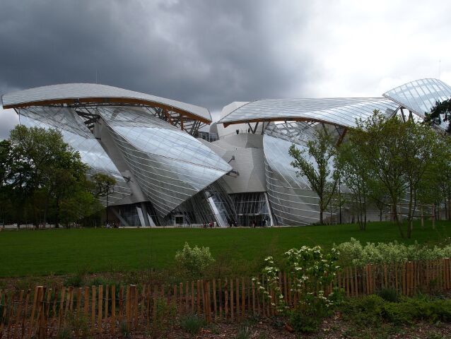 Parížska plachetnica, Frank Gehry, Paríž, Luis Vuitton,