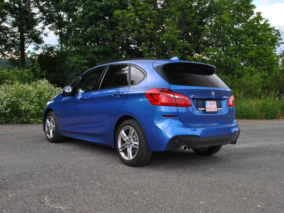 BMW 220d xDrive Active Tourer