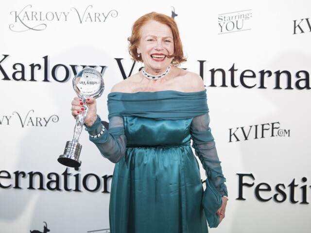 Iva Janžurová
