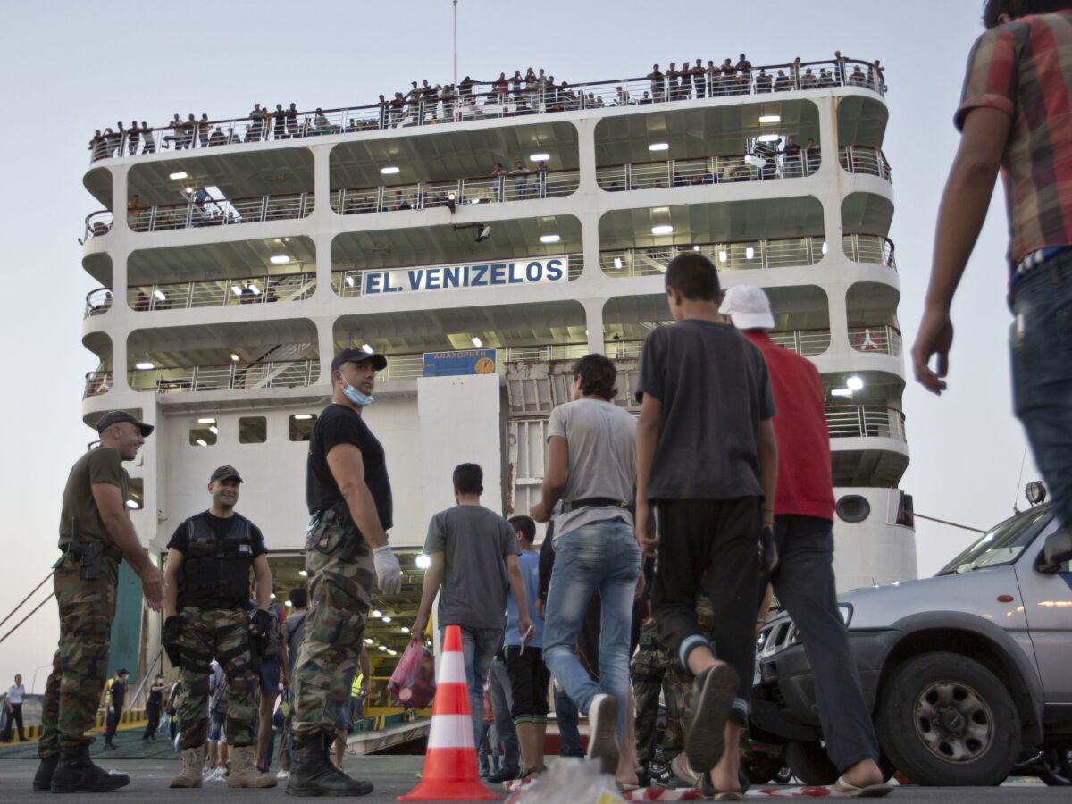 grécko, migranti, trajekt