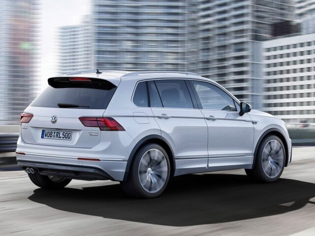 Zadné svetlá nepripomínajú nič, čo poznáme z dielne Volkswagenu. To je asi najväčšie prekvapenie v dizajne, ktorý inak rešpektuje súčasnú wolfsburskú šablónu.